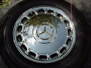 Mofifier Hubcap on 15 inch Chrome Wheel