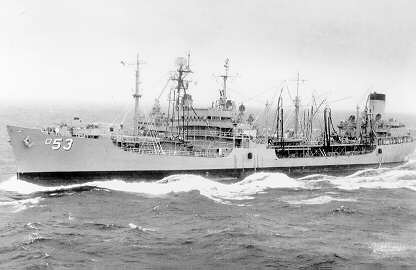 USS Caliente AO 53